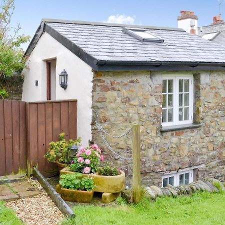 Coastal Cottage 'The Garden Cottage ' Хартланд Екстериор снимка